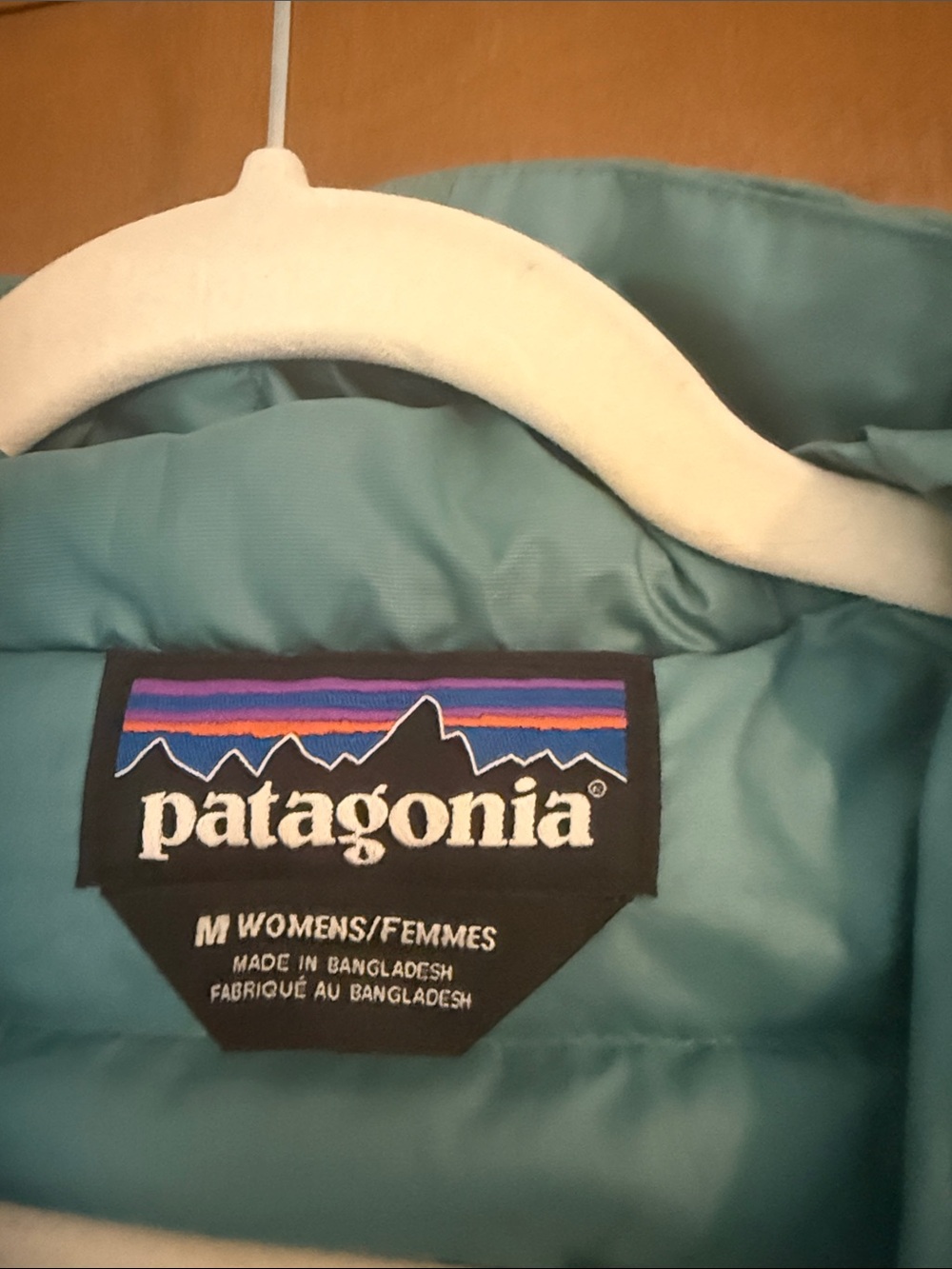 Patagonia Teal Lightweight Quilted Hooded Jacket - Picture 2 of 4
